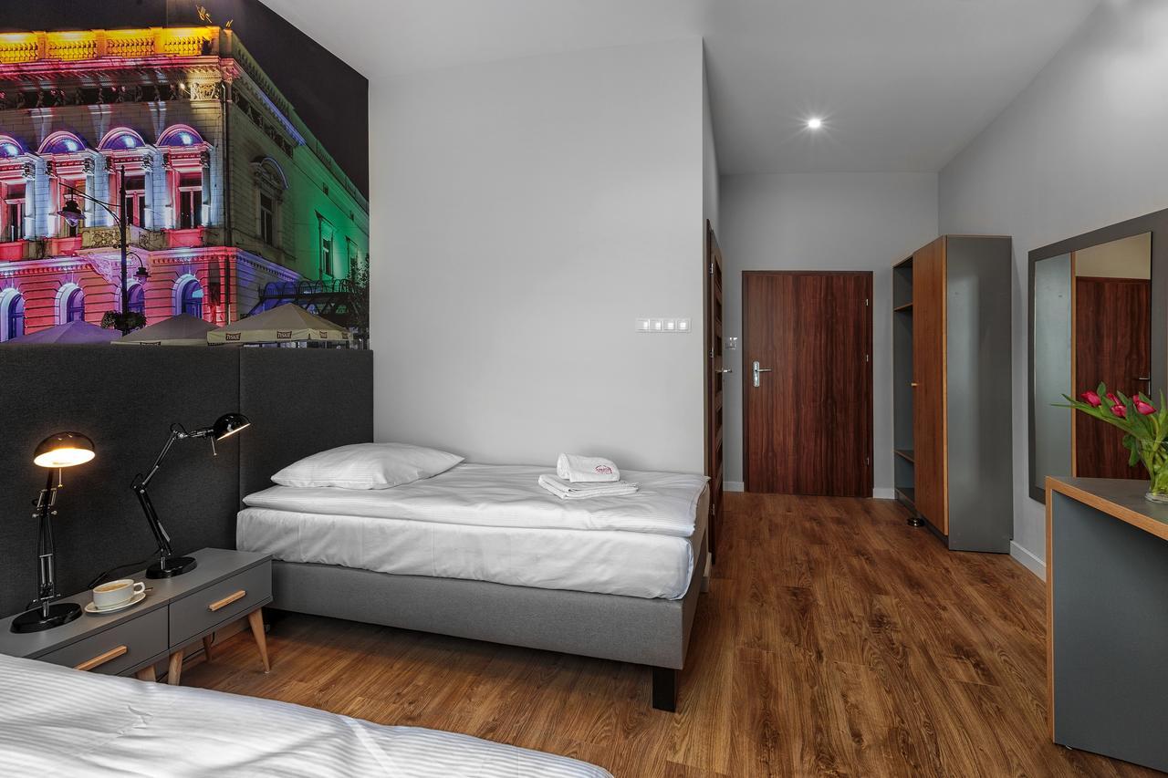Aparts Biznes Lodź Bagian luar foto